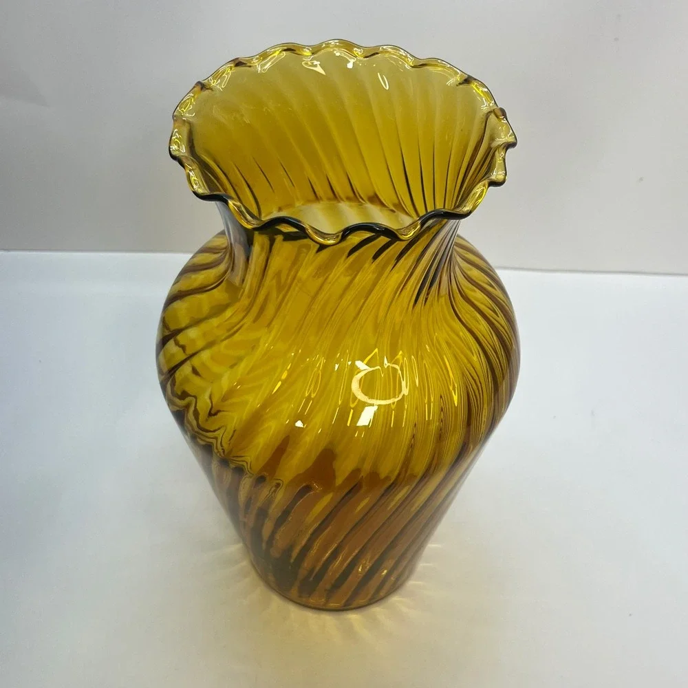 Vintage Amber Glass‎ Optic Swirl Vase Ruffled Rim Mid Century Modern 10.5 Inch